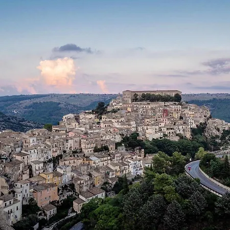Charming In 70m² Balcony With View Apartment