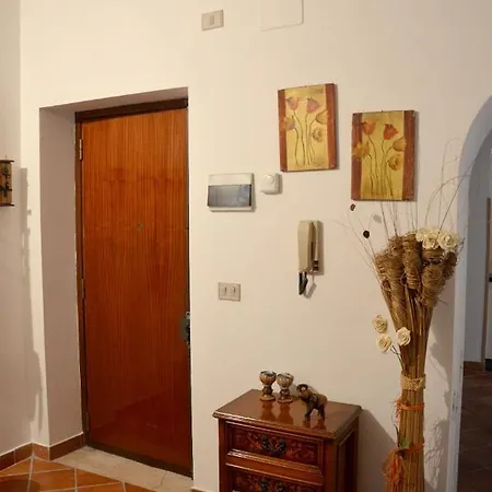 Charming In 70m² Balcony With View Apartment