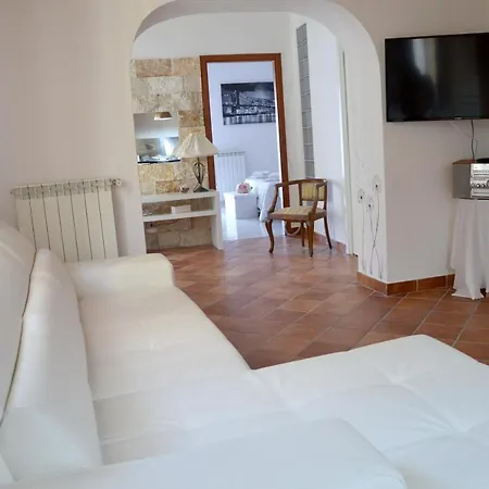 Charming In 70m² Balcony With View *