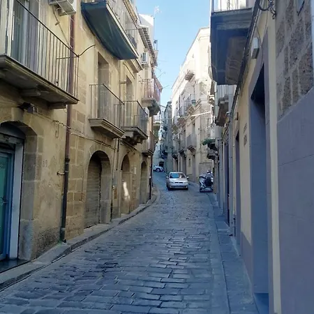 Charming In 70m² Balcony With View *