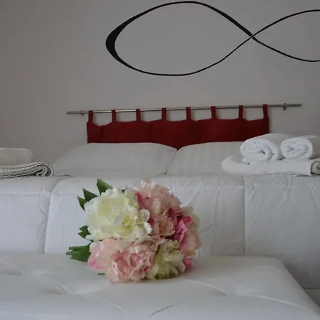 Charming In 70m² Balcony With View