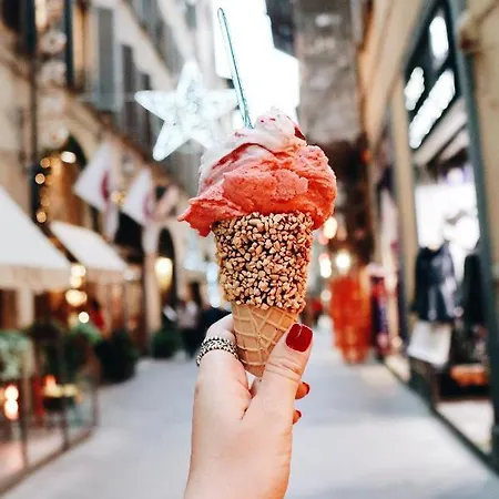 Cozy In - 70 M² With Balcony