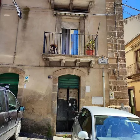 Apartamento Cozy In - 70 M² With Balcony Caltagirone