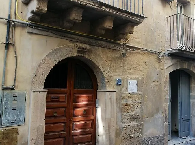 Cozy In - 70 M² With Balcony Caltagirone