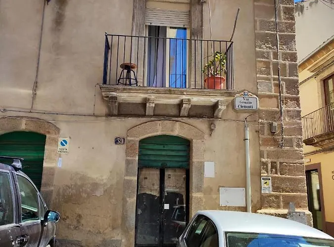 Apartment Cozy In - 70 M² With Balcony Caltagirone